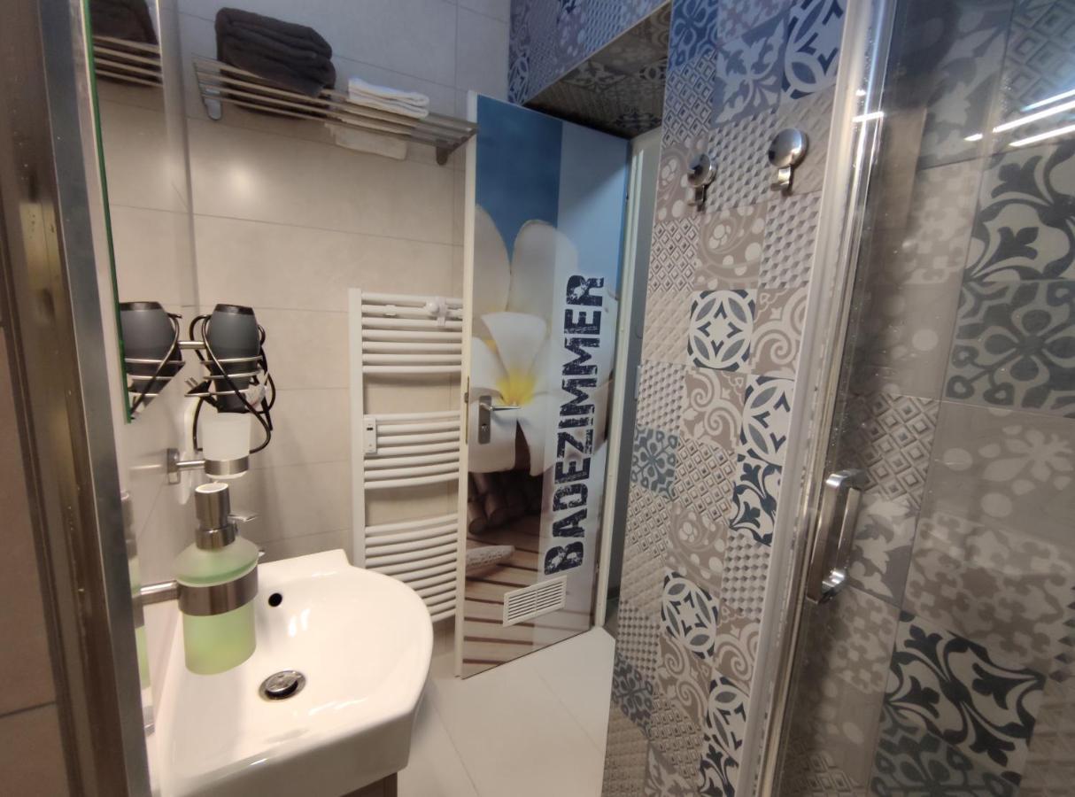 Studio 20Qm Mit Balkon Und Innenpool - 22010 슈룩흐제 외부 사진