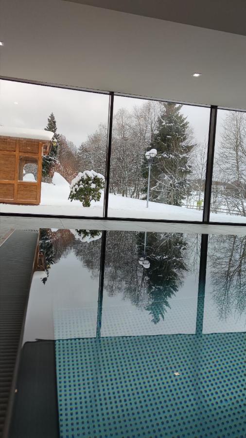 Studio 20Qm Mit Balkon Und Innenpool - 22010 슈룩흐제 외부 사진